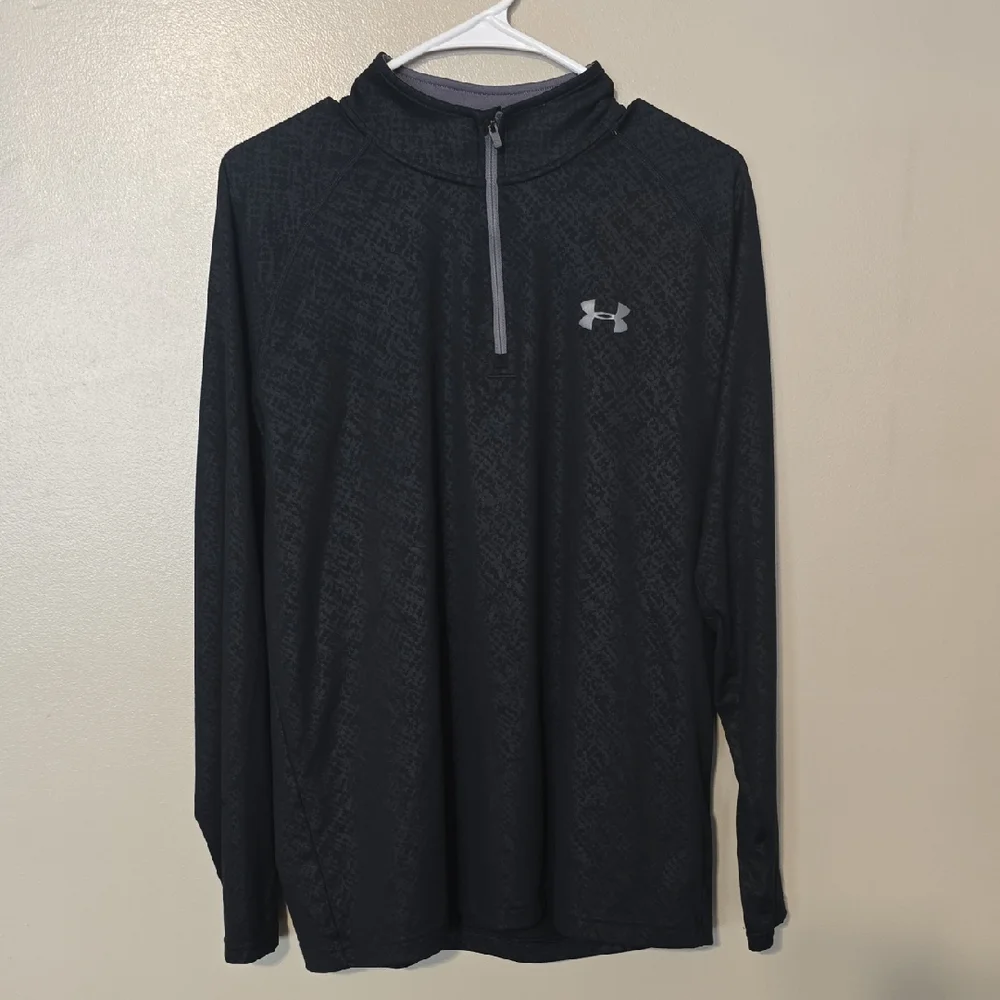 Under Armour‎ Men’s HeatGear Long Sleeve Gray Quarter Zip Shirt Size Medium